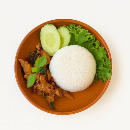 ข้าวกะเพราไก่กรอบ