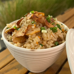 ข้าวผัดกระเทียม
