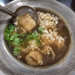 กระเพาะปลาน้ำแดง