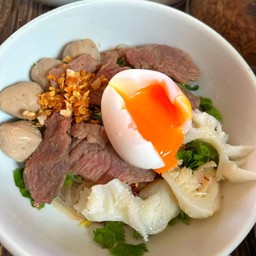 ก๋วยเตี๋ยวหมูแห้ง