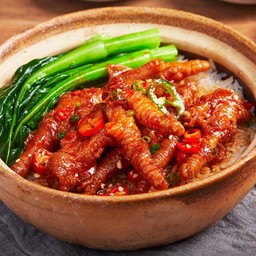 ขาไก่ซอสหอยเป๋าฮื้อ