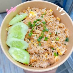 ข้าวผัดหมูนุ่ม