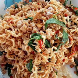 มาม่ากระเพรา