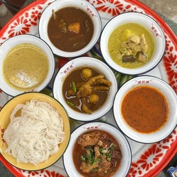 Set ขนมจีน