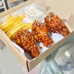 ชุดน่องไก่ซอสซาวครีม