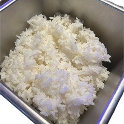 ข้าวสวย โถ