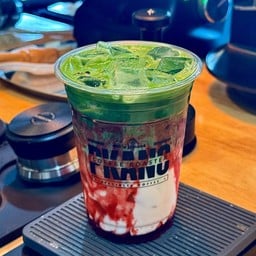 สตอเบอรี่ เดอ มัทฉะ