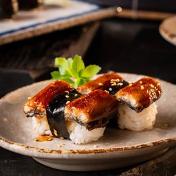 (พรีเมี่ยม ซูชิ) ปลาไหลย่าง ซูชิ 2 ชิ้น