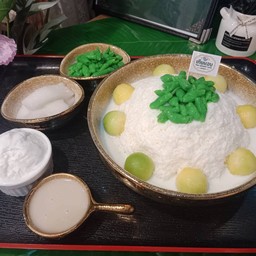 B6 บิงซูลอดช่องแตงไทยมะพร้่าวกะทิตาลโตนด