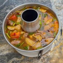 ต้มยำไก่ (หม้อไฟ)