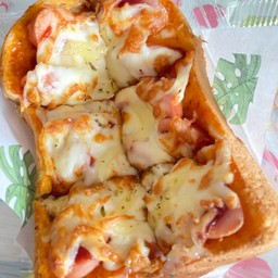 ปังพิซซ่าโบโลน่า+ชีส