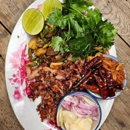 ปลาส้มทอด (เนื้อ นวลจันทร์)