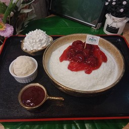 B5 บิงซูนมสดซอสสตอเบอรี่