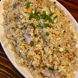 ข้าวผัดหมู ใหญ่