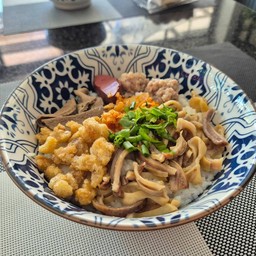 ข้าวต้มแห้ง