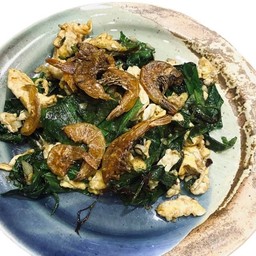 ใบเหลียงผัดไข่