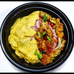 กระเพราเงินล้าน(ห่อหมกไข่ข้น)