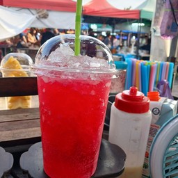 แดงโซดาแก้วโอ่ง