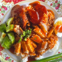 ข้าวหมูกรอบ