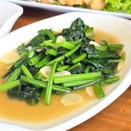 ผัดผัก ปวยเล้ง น้ำมันหอย