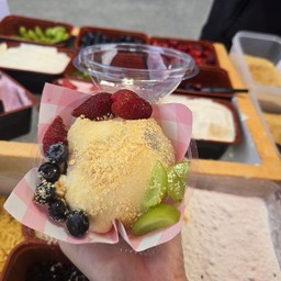 ไดฟูกุครีมชีส  (เลือกใส้เอง)