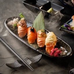 เซทซูชิแซลมอน รวมเมนูแซลมอน