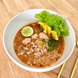 ก๋วยจั๊บญวนต้มยำ