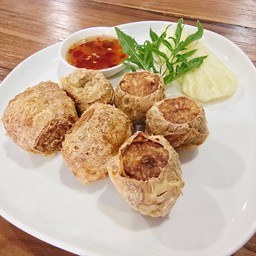 หอยจ้อ เจ