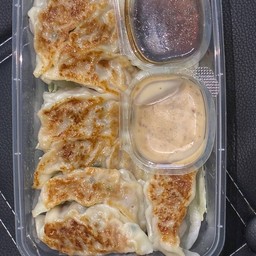 เกี๊ยวซ่า ชุดจิ๋ว (4ชิ้น)