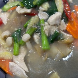 ราดหน้าไก่