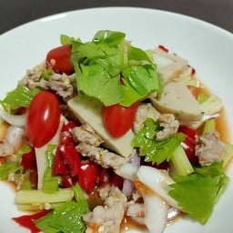 ส้มตำ-ลาบ-น้ำตก แม่มณี