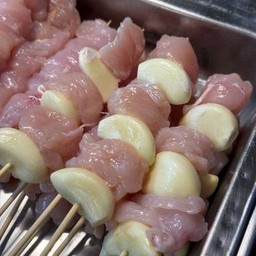 สันในไก่+กระเทียม