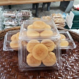 คุณน้อย มะพร้าวนมสด