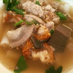 ก๋วยจั๊บน้ำใส สูตรพริกไทยดำ