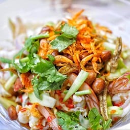 ยำมะม่วงปูม้าโมเดิร์นยำ - สาขาหน้าซอยสารพัดช่างชลบุรี