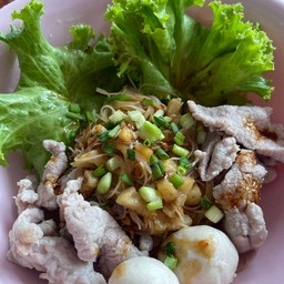 หมี่คลุกหมูหมัก