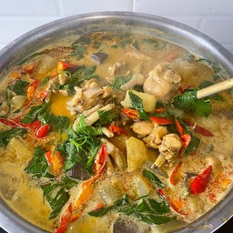 ขนมจีนแกงไก่