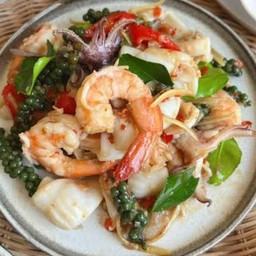 ผัดฉ่า(กับข้าว)