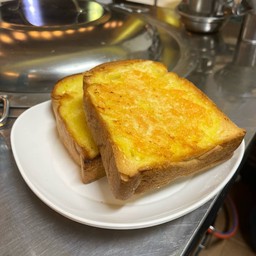 ปังชีสกรอบ