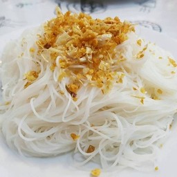 เส้นหมี่ล้วก