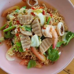 ยำมาม่ารวมมิตร