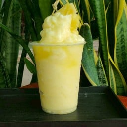 สับปะรดสมูทตี้