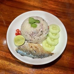 ข้าวยำปลาทู