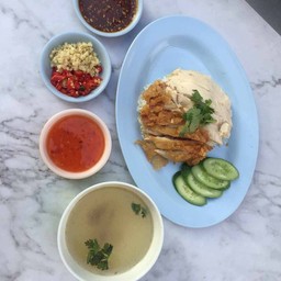 ข้าวมันไก่ทอด+เครืองในไก่