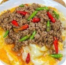 เมนูผัดพริกสวนราดข้าวไข่ขยี้ 1 ฟอง