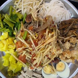 ตำถาดปูม้า+กุ้งสด+หอยแครง