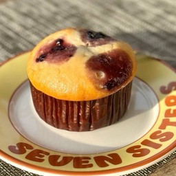 Blueberry muffin
