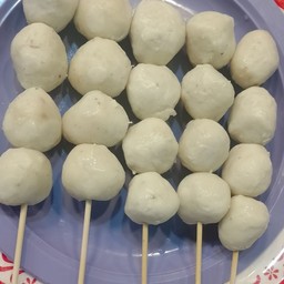 ลูกชิ้นหมู 5ไม้