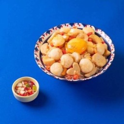 หอยเชลล์ (ราคานี้ไม่รวมไข่)