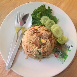 ข้าวผัดรถไฟ